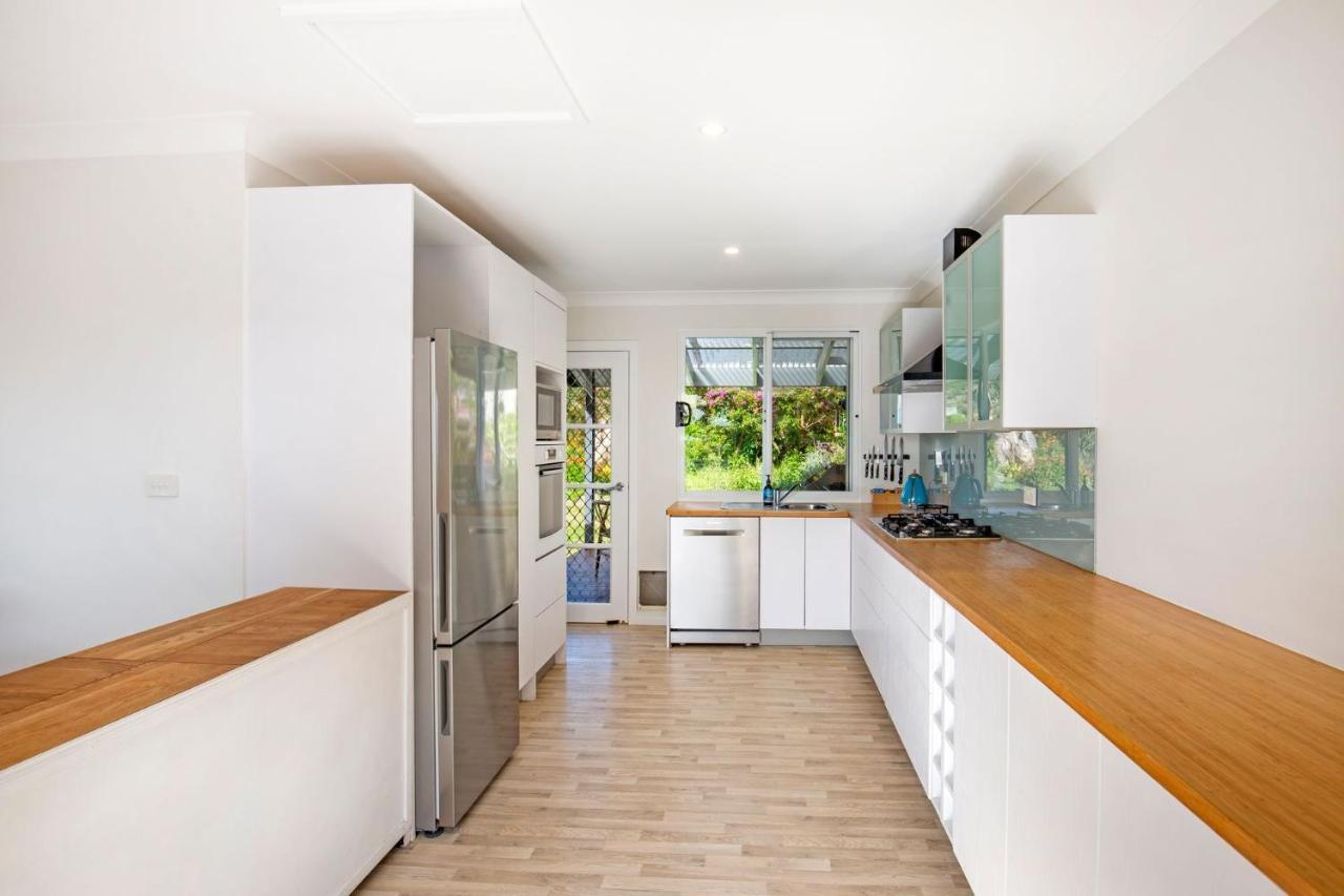 Windansea Cottage Pet Friendly Ocean Glimpses Vincentia Extérieur photo
